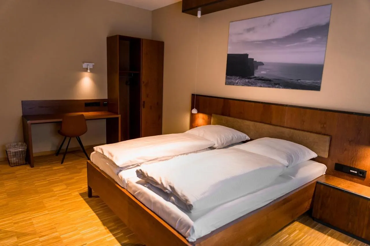 Cavallestro Deluxe Kitzingen Hotel
