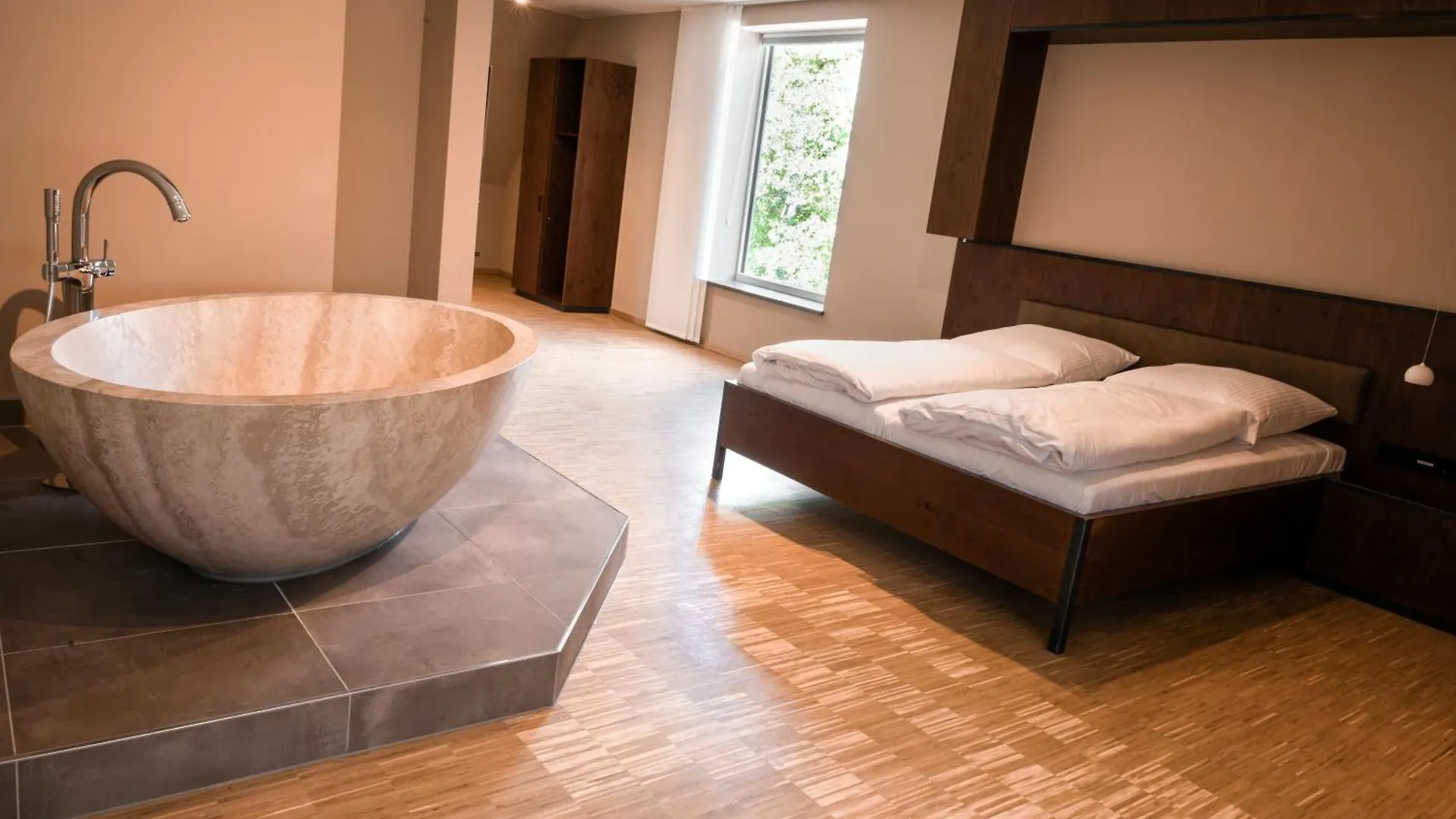 Cavallestro Deluxe Kitzingen 4*,